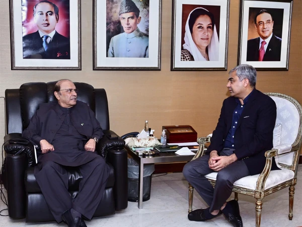 mohsin-naqvi-met-asif-zardari1785386359-2-600x450