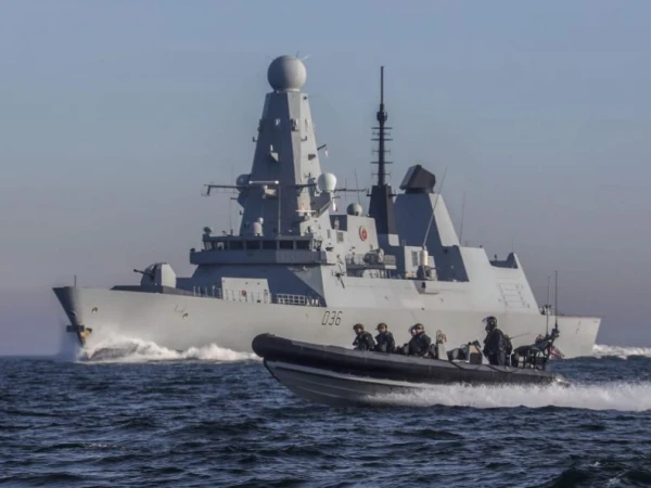 strait-of-hormuz1781509240-0-600x450