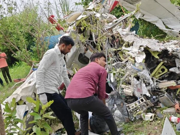 kanpur-plane-crash1787818556-0-600x450