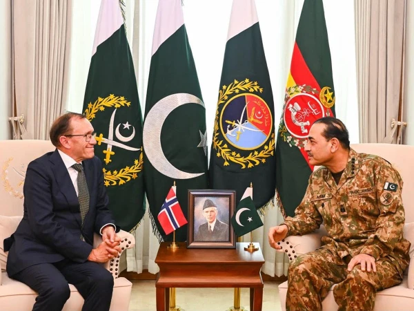 norway-foreign-minister-met-field-marshal1786619276-0-600x450
