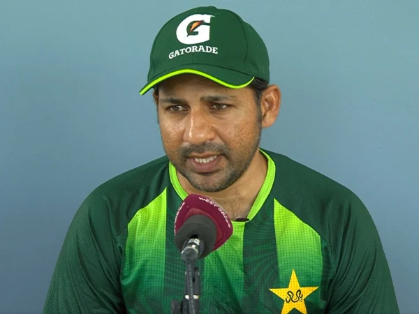 sarfaraz1785320389-0-600x450