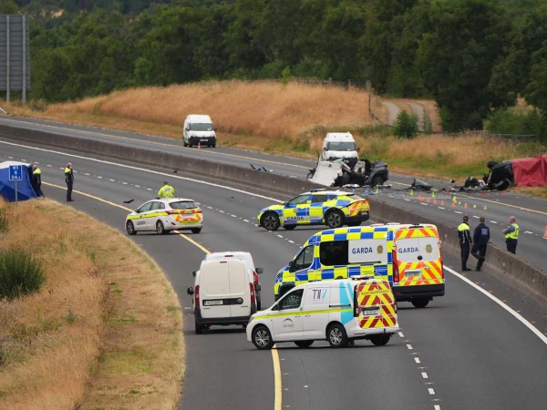 m9-crash-kildare-tout-081726-f5a6bfc33c6a443d8cb751789713280-0-600x450