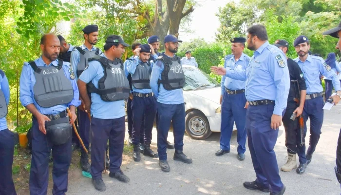 1241006_1891494_police-(1)_updates